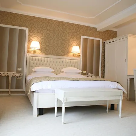 Viktorija Hotel