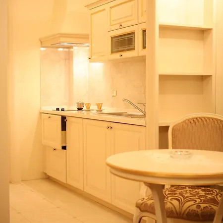 酒店 维多利亚别墅酒店 3*