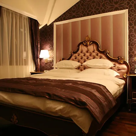 Viktorija Hotel 3*