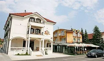 Отель Viktorija 3*
