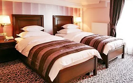 Szálloda Viktorija 3*